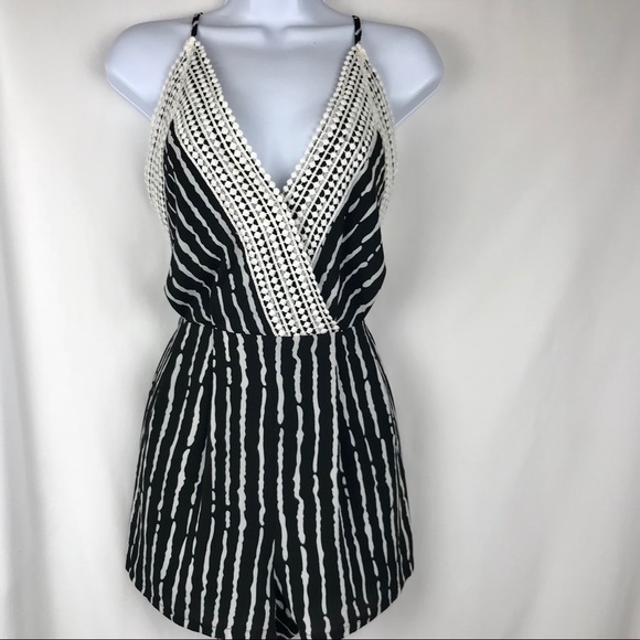 ILLA ILLA Other - ILLA ILLA | Halter Top Romper Crochet Trim Size M